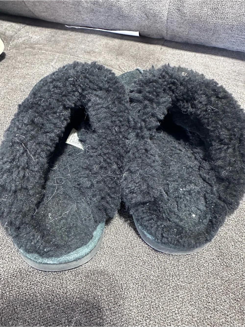 Bearpaw Genuine Shearling Slippers Kids Size 4 Black Suede Sheepskin